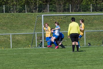 Bild 178 - B-Juniorinnen Bramstedter TS - SSV Hennstedt : Ergebnis: 3:7